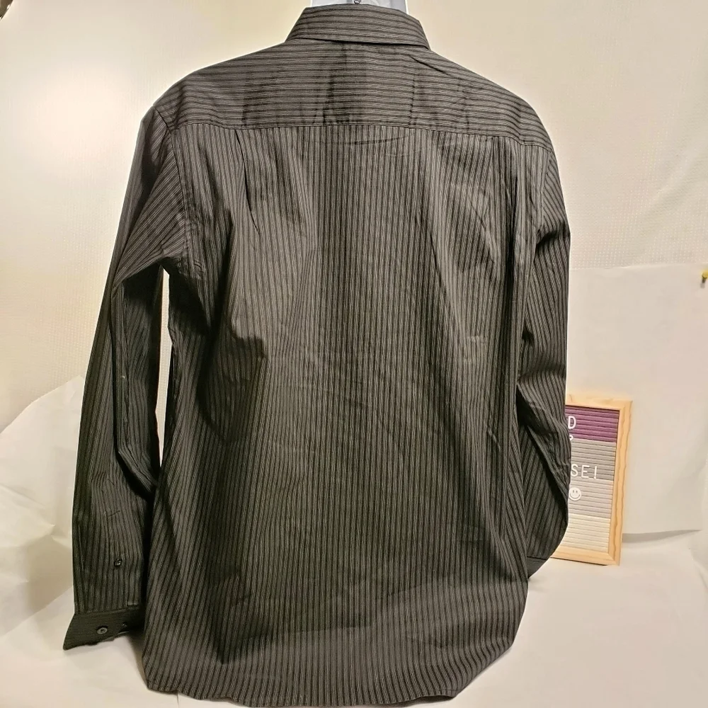 Bruno New York Men’s Stripe Button Up NWT Shirt M Grey Black